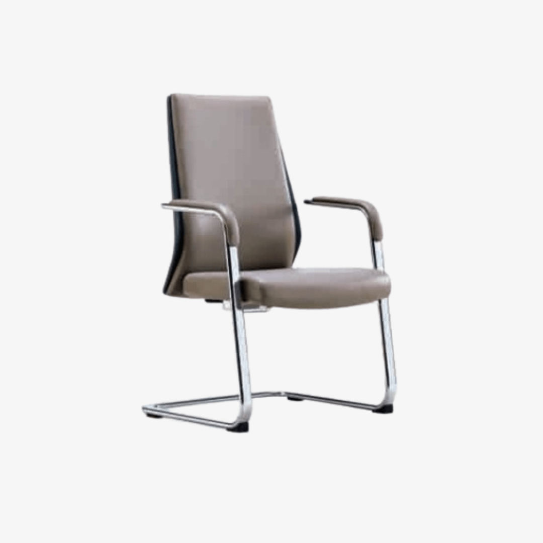 fauteuil-visiteur-en-simili-cuir-avec-accoudoirs-fins-chromes.png Fauteuil visiteur en simili cuir avec accoudoirs fins chromés – Image 1